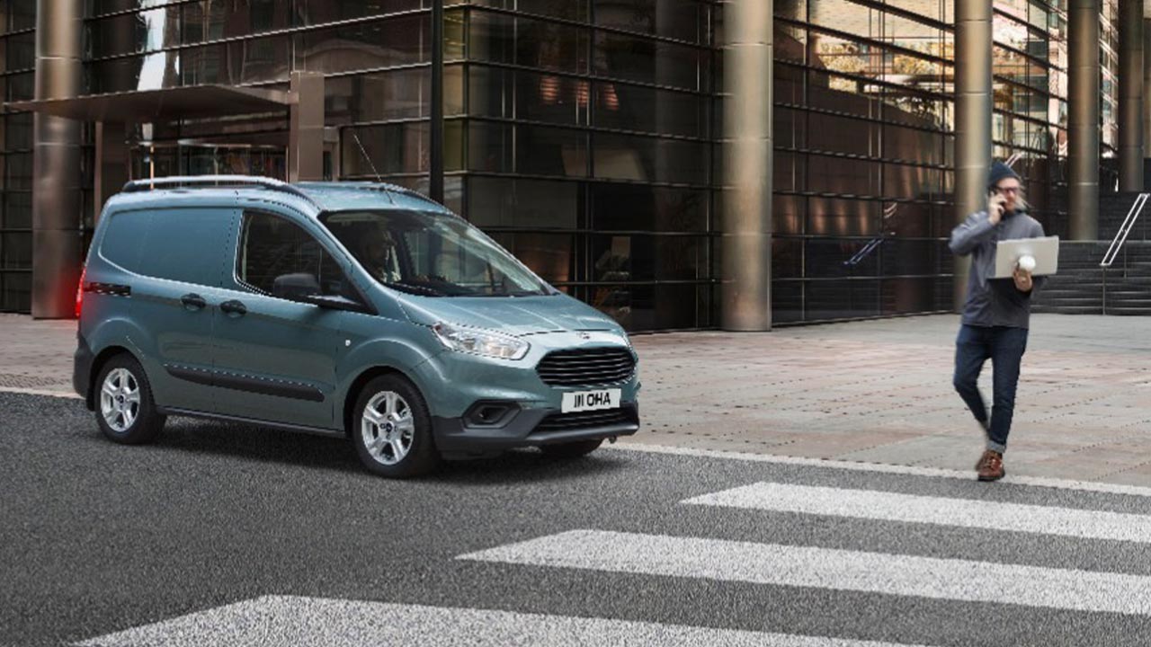 ford transit courier image